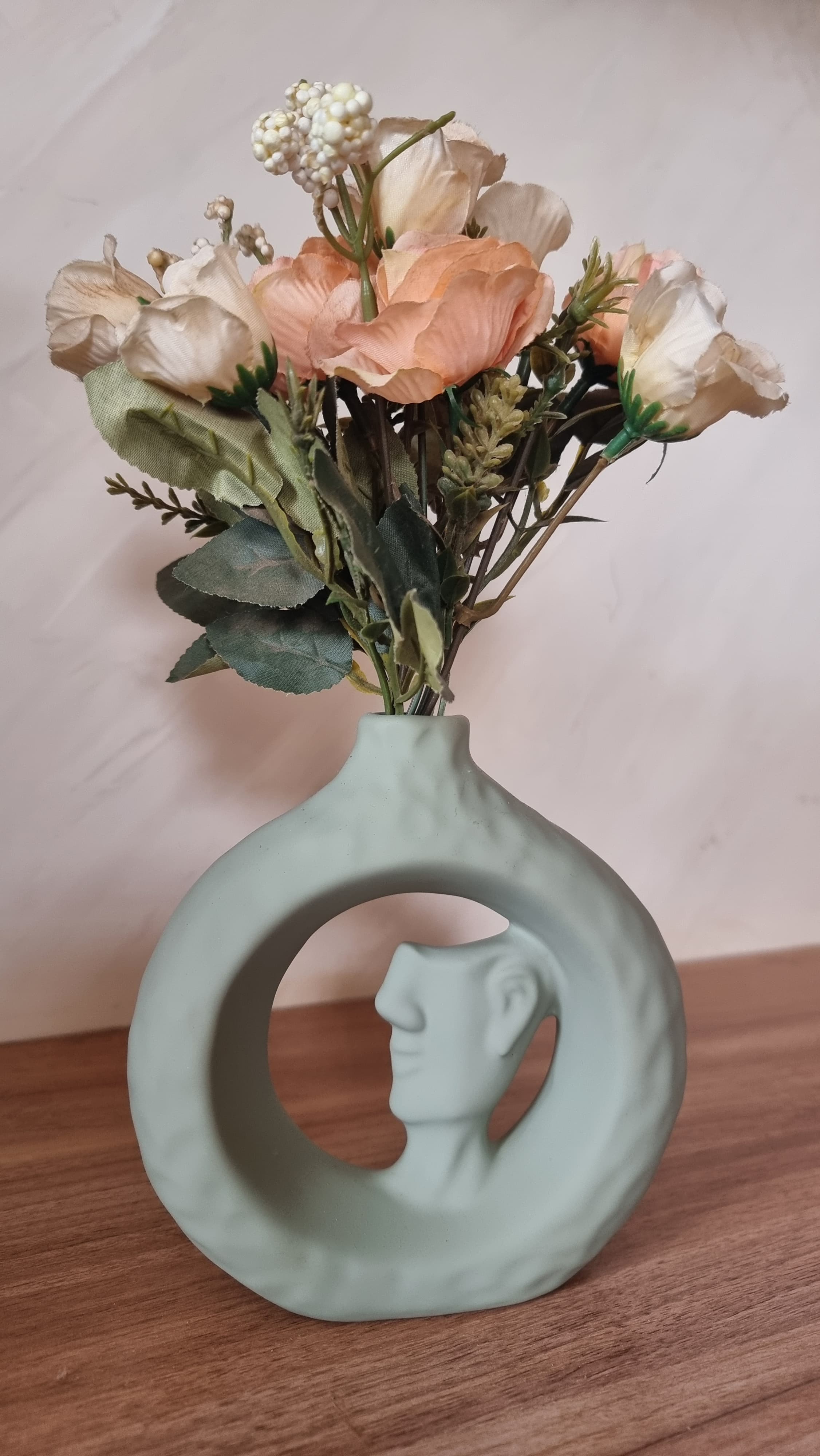 VASE EN CERAMIQUE VERT